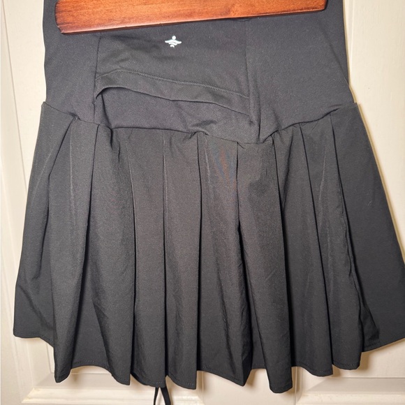 HALARA Black Athletic Skirt - Picture 4 of 5